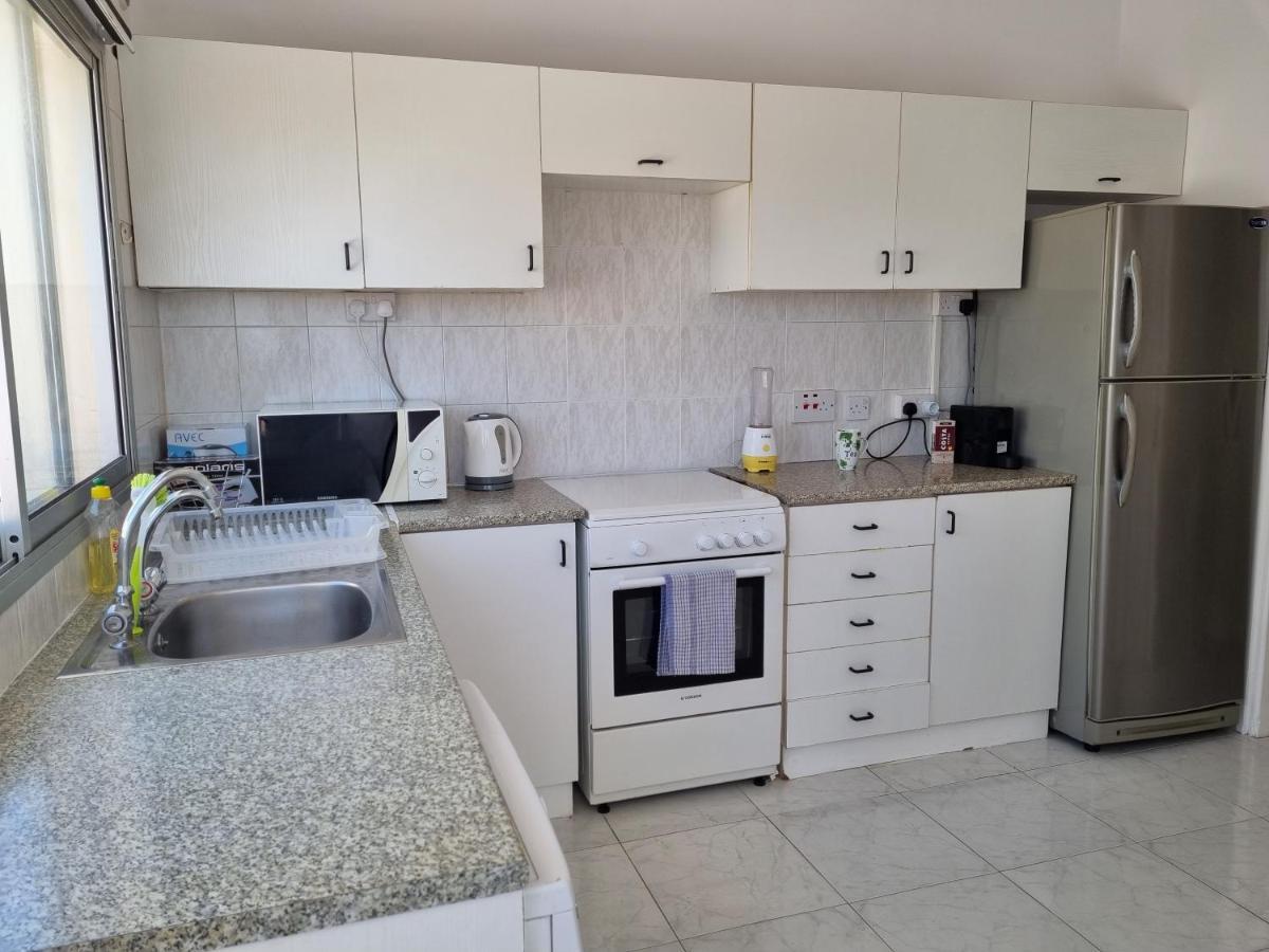 Ikaros Boutique Apartment Limassol Extérieur photo